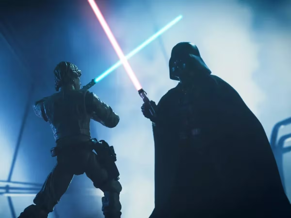 «Star Wars»: Το φωτόσπαθο του Λουκ Σκαϊγουόκερ πωλήθηκε σε δημοπρασία για 3,75 εκατ. δολάρια