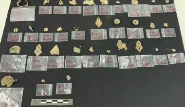 Ταϊλάνδη: Εργάτες βρήκαν χρυσά και ασημένια κειμήλια 1.300 ετών κάτω από άγαλμα του Βούδα σε ναό
