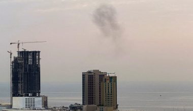 Οι Φρουροί της Επανάστασης κτύπησαν με πυραύλους cruise υποδομές της Amazon στο Μπαχρέιν