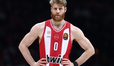 Με «ψίχουλα» η Ντουμπάι θέλησε να κάνει δικό της τον Τ.Γουόκαπ: Το ποσό που πρόσφερε στον Ολυμπιακό