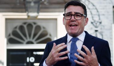 Βρετανία: «Μπλόκο» στην ψηφιακή ταυτότητα – Ο Άντι Μπέρναμ ακυρώνει τα σχέδια Στάρμερ