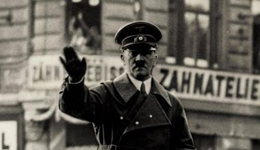 «Επιχείρηση Βαλκυρία»: Όταν η ανθρωπότητα βρέθηκε ένα βήμα πριν την απόπειρα δολοφονίας του Α.Χίτλερ – Πώς απετράπη