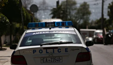 Στη φυλακή ο 25χρονος που έβγαλε μαχαίρι 34 εκατοστών και μαχαίρωσε πατέρα και γιο στην Κρεμαστή Ρόδου