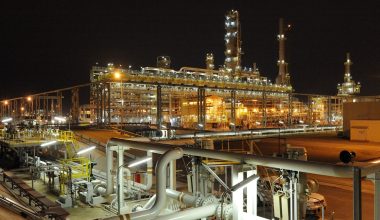 Το Ιράν αποκάλυψε τα εργοστάσια παραγωγής ενέργειας που θα πλήξει στην Μέση Ανατολή