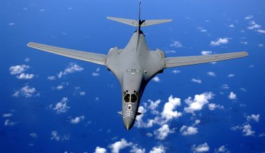 Αμερικανικά στρατηγικά βομβαρδιστικά B-1 απογειώθηκαν από την Βρετανία με κατεύθυνση προς το Ιράν