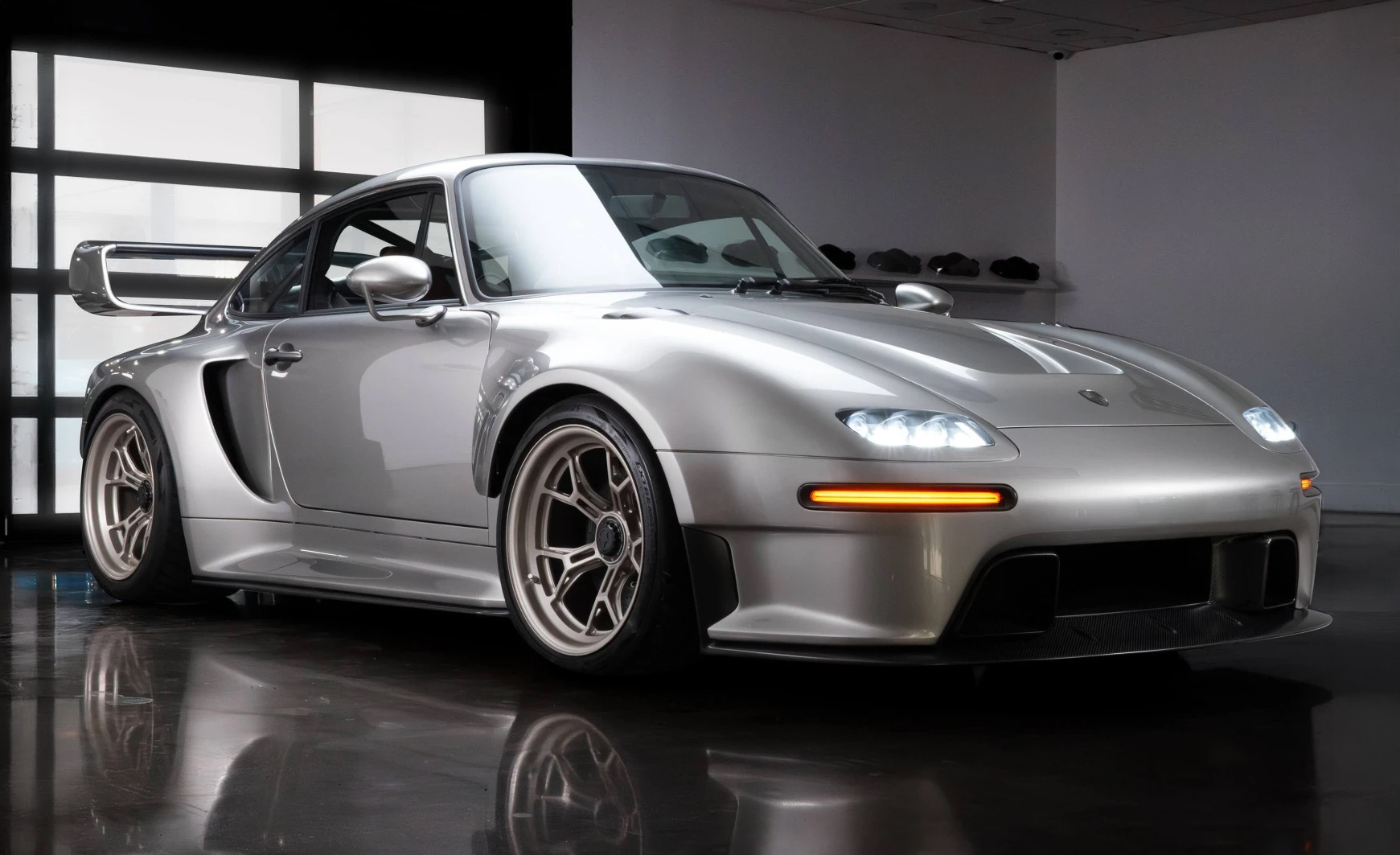 Gunther Werks F-26: Αερόψυκτη Porsche 911 με 1.080 ίππους