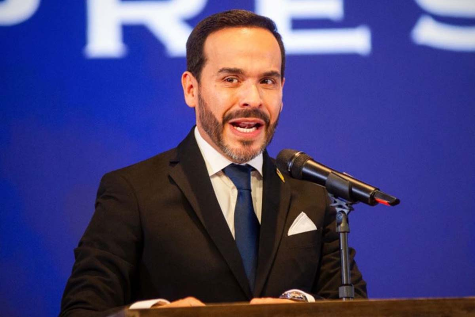 Στη «Συμμαχία Τραμπ» κατά των ναρκωτικών η Κολομβία: Ανοίγει επιχειρησιακό γραφείο στην ιστορική έδρα του Εσκομπάρ
