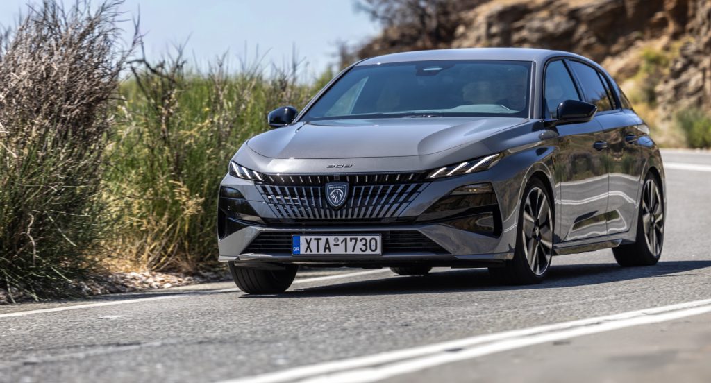 Δοκιμάζουμε το νέο Peugeot 308 Plug-in Hybrid 195 e-DCS7