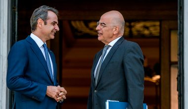 Συνεδρίαση ΚΥΣΕΑ: Με απευθείας αναθέσεις και χωρίς αξιολογήσεις μοίρασαν δισ. ευρώ στην συμμορία του Predator