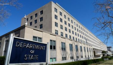 Στέιτ Ντιπάρτμεντ: Προειδοποιεί τους Αμερικανούς πολίτες στη δυτική Ασία για πιθανές ακυρώσεις πτήσεων
