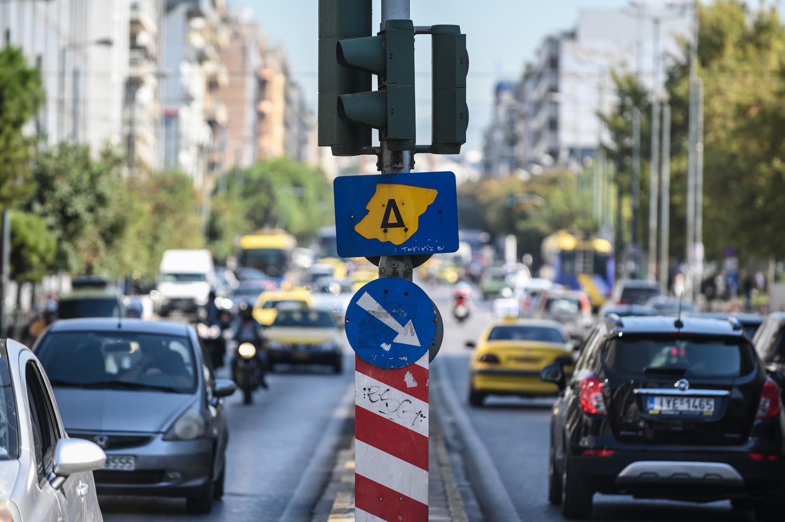 «Τέλος» από αύριο ο Δακτύλιος στην Αθήνα: Ελεύθερη κυκλοφορία των οχημάτων για το καλοκαίρι