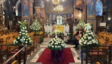 Μ.Λίντα: Αυτή την ώρα το τελευταίο «αντίο» στη μεγάλη κυρία του ελληνικού τραγουδιού (φωτο)