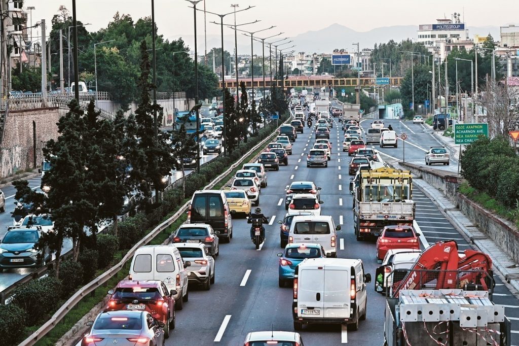 Νέος γύρος ελέγχων ΑΑΔΕ: 32.205 πρόστιμα για ανασφάλιστα οχήματα και πρώτη χρήση Τεχνητής Νοημοσύνης