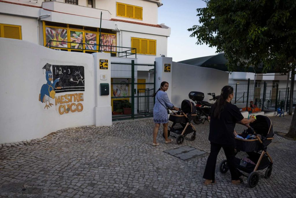 Αδιανόητη τραγωδία στην Πορτογαλία: 18 μηνών κορίτσι έμεινε κλεισμένο για 8 ώρες μέσα σε σχολικό και πέθανε