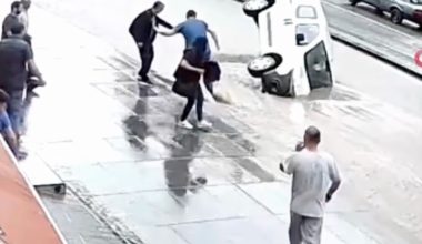 Η νεροποντή «κατάπιε» δρόμο στην Άγκυρα – Αυτοκίνητο έπεσε σε κρατήρα από καθίζηση (βίντεο)