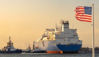 Η Ευρώπη φοβάται νέα εξάρτηση: Aυτή την φορά από το αέριο των ΗΠΑ