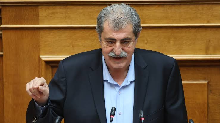 Σφοδρή επίθεση Π.Πολάκη σε Ν.Φαραντούρη – «Είσαι φελλός και γυρολόγος»