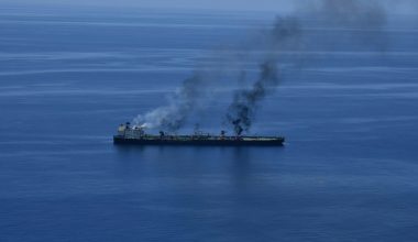 Β.Ζελένσκι: «Κτυπήσαμε πλοία με στρατιωτικό εξοπλισμό από το Ιράν στη Ρωσία» – Αντιδράσεις από φιλοϊρανικά κανάλια