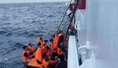 Βυθίστηκε βιετναμέζικο πλοίο στη Θάλασσα της Νότιας Κίνας – 23 αγνοούμενοι (βίντεο)