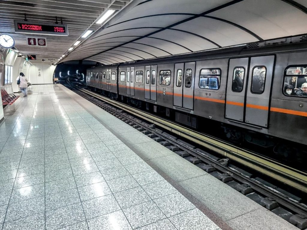 Οι σταθμοί της Γραμμής 3 του Μετρό που κλείνουν νωρίτερα από σήμερα – Αναλυτικά τα δρομολόγια