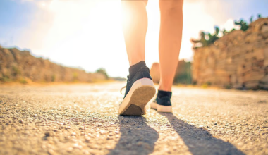 Tai Chi walking: Η απλή τεχνική περπατήματος που βελτιώνει ισορροπία και ευεξία