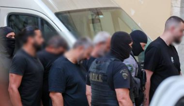 Κρήτη: Οι διάλογοι από τον τοξικολόγο και τον ιατροδικαστή – «2 μωβ απόψε και 10 στο σύνολο και για τους δύο»