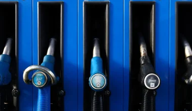Κ.Μητσοτάκης: Δίνει πίσω… 10 λεπτά στο λίτρο πετρελαίου κίνησης