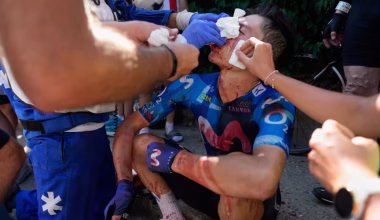 Σοκ στο Tour de France: Στο νοσοκομείο ποδηλάτης μετά από σφοδρή σύγκρουση με αυτοκίνητο (βίντεο)