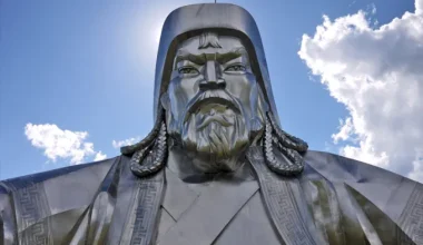 Οι ηγέτες που πέθαναν χωρίς να μάθει ποτέ κανείς πού θάφτηκαν – Οι τάφοι που αναζητούνται ακόμη