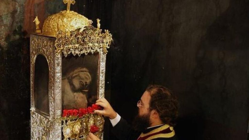 Γιατί υπάρχουν άφθαρτα λείψανα Αγίων – Τι πιστεύει η Εκκλησία και τι μπορεί να εξηγήσει η επιστήμη