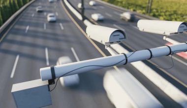 Δεν καταγράφουν ταχύτητα: Σε τι χρησιμεύουν οι κάμερες που τοποθετήθηκαν στην Εθνική Οδό Αθηνών – Θεσσαλονίκης
