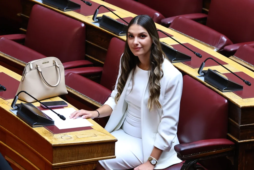 Μ.Κοροβέση: Ανακοίνωσε την αποχώρησή της από το κόμμα του Σ.Κασσελάκη