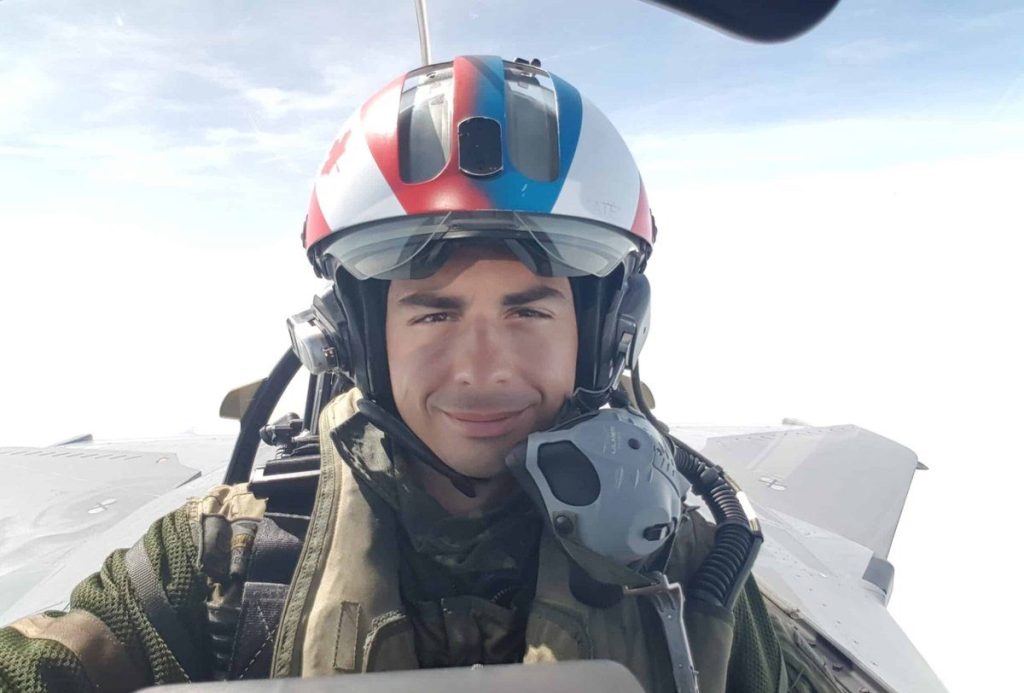 Πιέρ-Ανρί Σουέ: Διώκεται για κατασκοπεία υπέρ της Κίνας ο γνωστός Γάλλος YouTuber και πιλότος μαχητικών Rafale