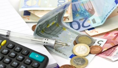 Στον «πάγο» η λίστα των μεγαλοοφειλετών έως το 2027: Τελευταία ευκαιρία πριν βγουν τα ονόματα στη δημοσιότητα