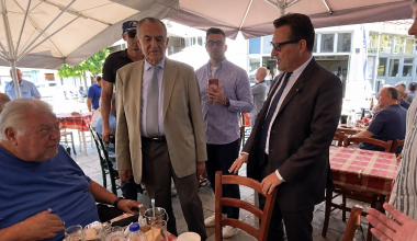 Αποδοκιμασίες και πρωτοφανές κράξιμο για τον Α.Γεωργιάδη στη Λήμνο: «Άιντε δρόμο – Και μη ξανά ‘ρθετε!» (βίντεο)