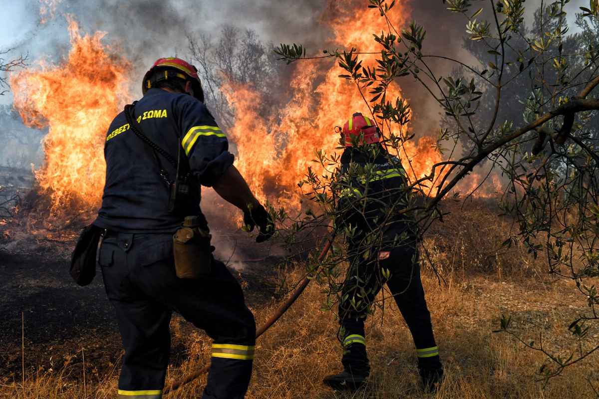 Αυτοί είναι οι δύο πυροσβέστες που κάηκαν ζωντανοί στο Ρέθυμνο – Δείτε φωτογραφίες τους