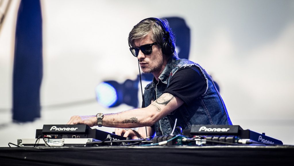 Νεκρός στο σπίτι του στο Παρίσι ο διάσημος DJ Kavinsky – Είχε εμφανιστεί στην τελετή λήξης των Ολυμπιακών Αγώνων