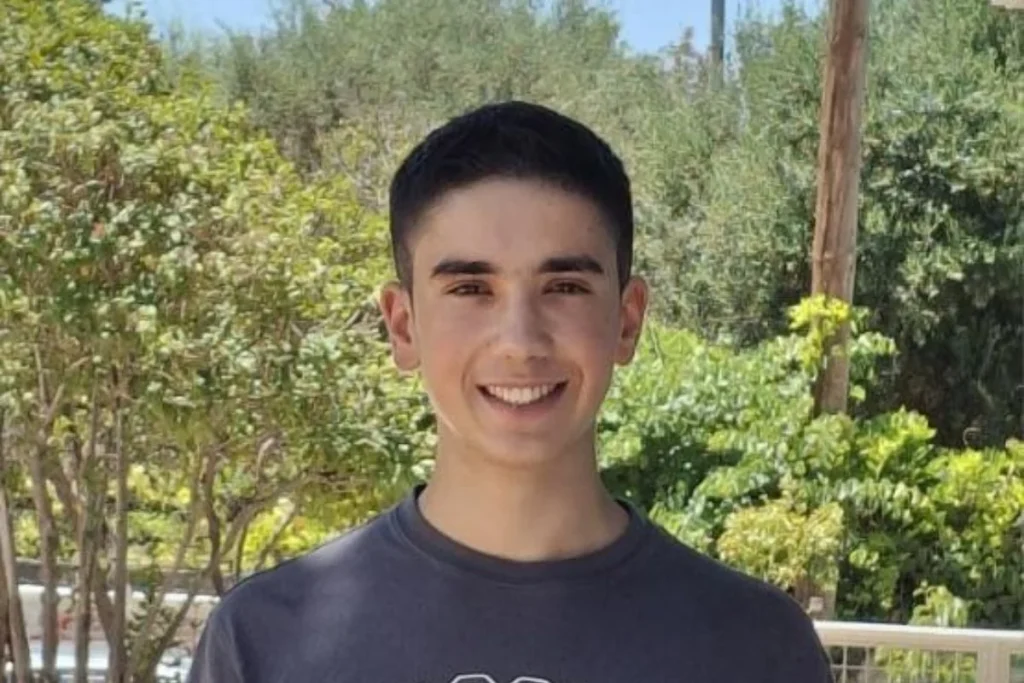 Μαθητής «φαινόμενο» από τα Χανιά: Τρία 20άρια και πρωτιά στο ΕΜΠ – «Λάτρευα από μικρός τη Φυσική και τα Μαθηματικά»