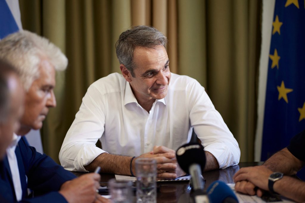 Κ.Μητσοτάκης: «Βαθιά θλίψη για τους πυροσβέστες που χάθηκαν – Δύσκολες ημέρες μπροστά μας με τις φωτιές»