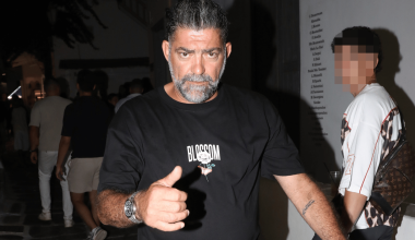 Η οργισμένη ανάρτηση του Μ.Ιατρόπουλου μετά την σύλληψη του γιου του: «Ανθρωποφάγοι – Θα είμαι δίπλα του»