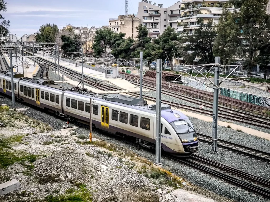 Hellenic Train: Αποκαταστάθηκε η κυκλοφορία του προαστιακού στο τμήμα Αθήνα – Άγιοι Ανάργυροι (upd)
