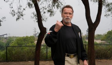 Εντυπωσιακή η φυσική κατάσταση του Α.Σβαρτσενέγκερ: Γιόρτασε τα 79α γενέθλιά του κάνοντας προπόνηση (φωτο)