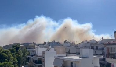 Πυρκαγιά στην Περιφερειακή Αιγάλεω: Έκτακτη διακομιδή 14 τροφίμων με αναπνευστικά από το Δαφνί στο Δρομοκαΐτειο