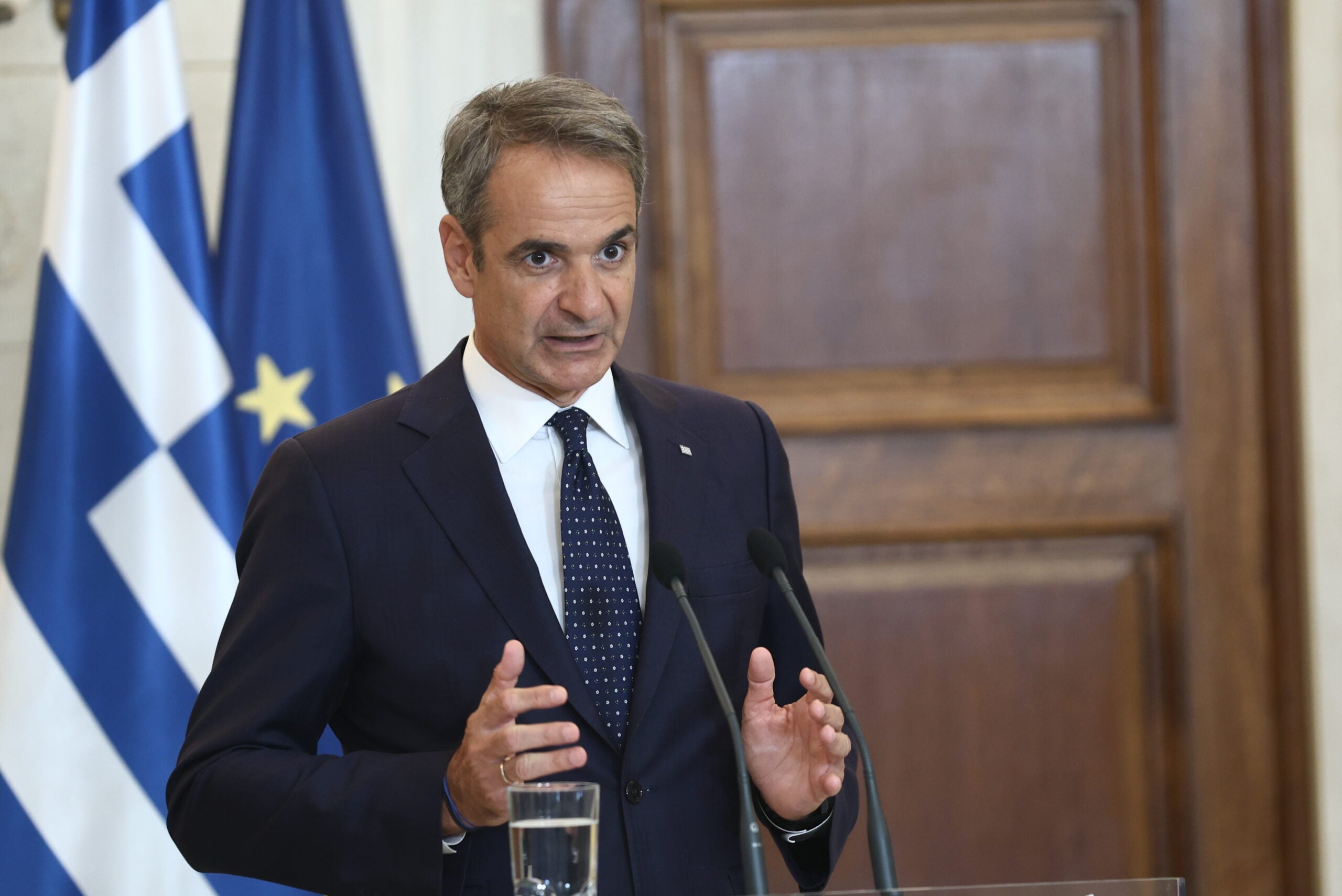 Κ.Μητσοτάκης: «Αυξάνεται στα 500 ευρώ τον μήνα το αφορολόγητο για τα ηλεκτρονικά φιλοδωρήματα»