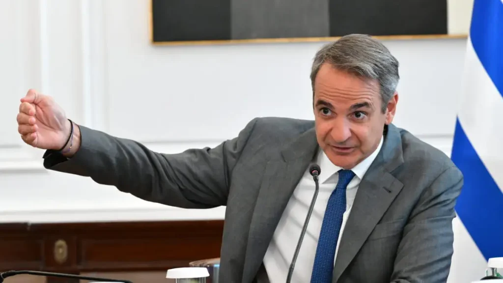 Ο Κ.Μητσοτάκης λέει πως δεν θα κάνει άλλον ανασχηματισμό εκτός αν κάποιος υπουργός τον «εκπλήξει δυσάρεστα»