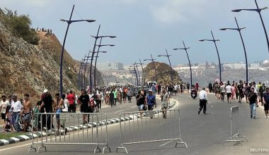 Η γερμανική Αριστερά ζητά η Γερμανία να πάρει τους χιλιάδες βορειοαφρικανούς που εισέβαλλαν στη Θέουτα