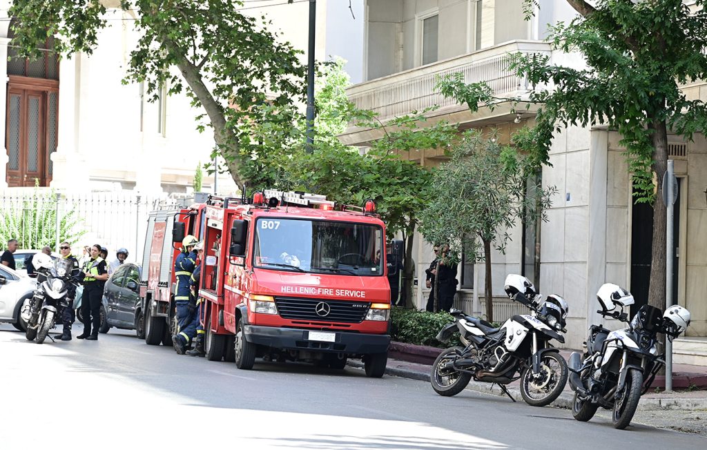 Αθήνα: Tηλεφωνήματα για βόμβες στο προξενείο της Γαλλίας, την πρεσβεία της Αιγύπτου και το Βιοτεχνικό Επιμελητήριο