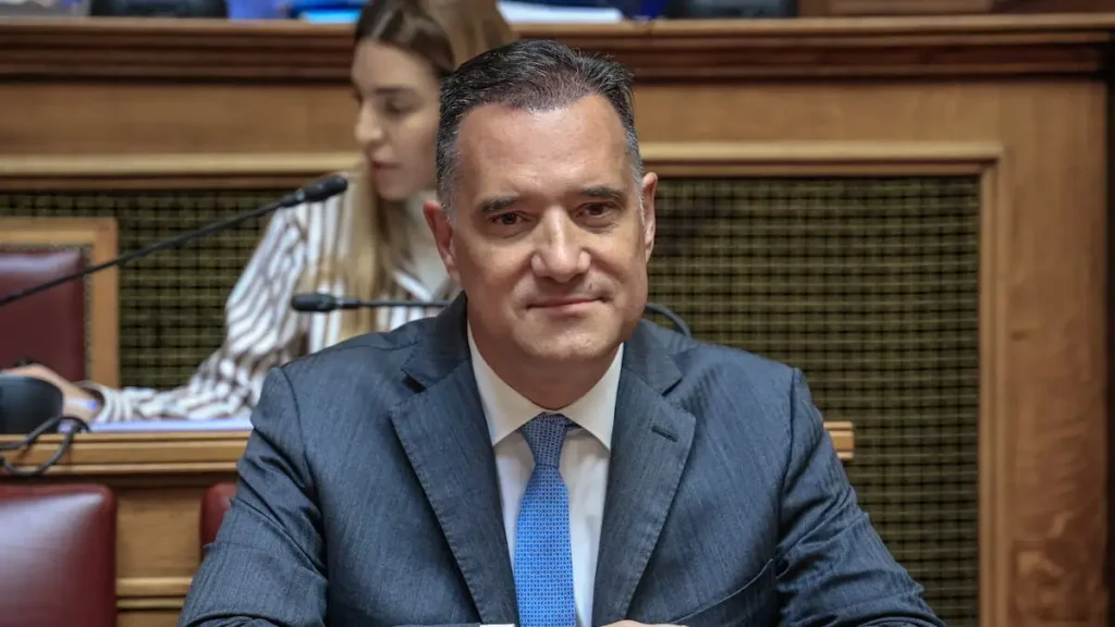 Κόντρα Α.Γεωργιάδη με εργαζομένους στο Δαφνί – Καταγγελίες για εκφοβισμό και διώξεις