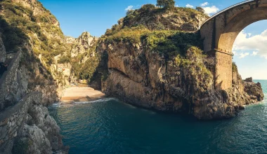 Φουρόρε: Το χωριό στο Αμάλφι που λίγοι ξέρουν και μοιάζει βγαλμένο από παραμύθι – Δείτε φωτογραφίες