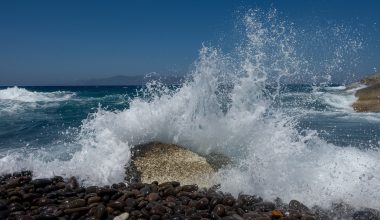 Καιρός: Ισχυροί άνεμοι έως 9 μποφόρ στο Αιγαίο σήμερα – Xωρίς αξιόλογες μεταβολές η θερμοκρασία